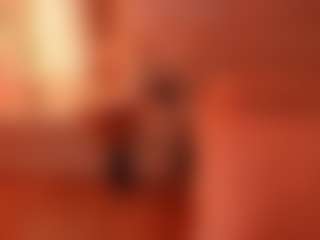 Live cam show with LilyCollins18 - Body Massage on Milfs Live