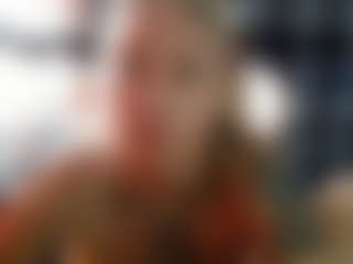 Live cam show with Lollyfox - Middle Aged on TeamSkeetLive
