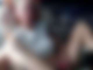 Lollyfox MILF webcam performer live streaming