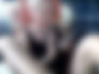Live cam show with Lollyfox - Middle Aged on luckytryst.com