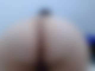 pamelaa-19's Live Sex Cam Show