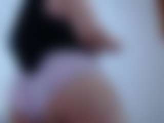 Live cam show with pamelaa-19 - Curvy on Mixed Magazine Live