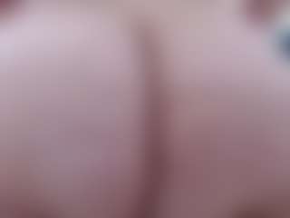 Live cam show with pamelaa-19 - Ass Bouncing on Camsoda