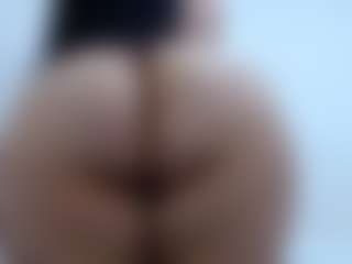 pamelaa-19's Live Sex Cam Show