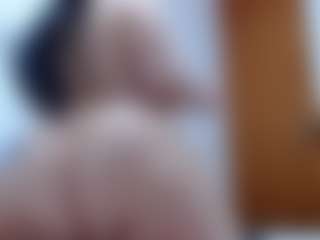 pamelaa-19's Live Sex Cam Show