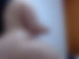 pamelaa-19's Live Sex Cam Show