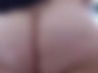 pamelaa-19's Live Sex Cam Show