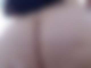 pamelaa-19's Live Sex Cam Show