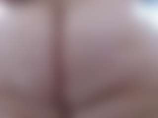 pamelaa-19's Live Sex Cam Show