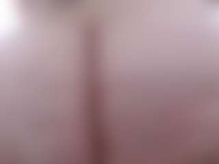 pamelaa-19's Live Sex Cam Show
