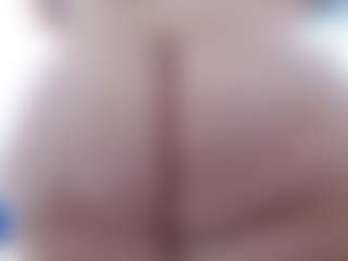pamelaa-19's Live Sex Cam Show