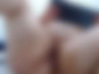 pamelaa-19's Live Sex Cam Show