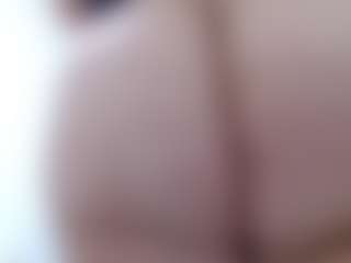 pamelaa-19's Live Sex Cam Show