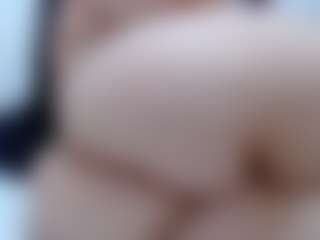 pamelaa-19's Live Sex Cam Show