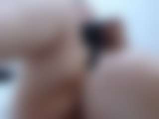 pamelaa-19's Live Sex Cam Show