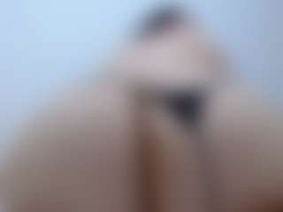 pamelaa-19's Live Sex Cam Show