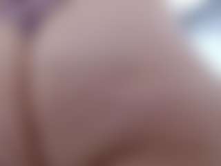 Live cam show with pamelaa-19 - Thick on Camsoda