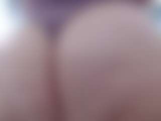 Live cam show with pamelaa-19 - Ass Bouncing on Camsoda