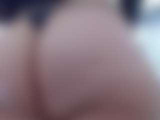 Live cam show with pamelaa-19 - Ass Clapping on Camsoda