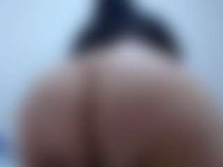 pamelaa-19's Live Sex Cam Show