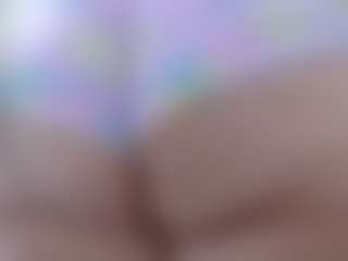 pamelaa-19's Live Sex Cam Show