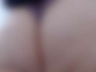 Live cam show with pamelaa-19 - Blonde Hair Curvy on Fling VIP Chat