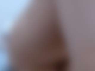 pamelaa-19's Live Sex Cam Show