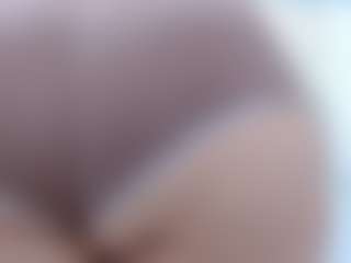 pamelaa-19's Live Sex Cam Show