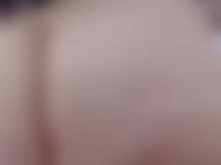 Live cam show with pamelaa-19 - Tease Blonde Hair on xDating