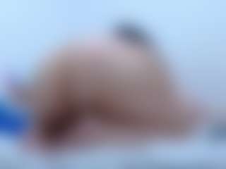 Live cam show with pamelaa-19 - Blonde Hair Curvy on Camsoda