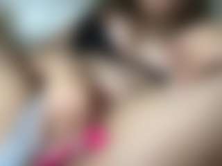 Live cam show with Thaloria2 - Squirt Toys on livesuperchat.net