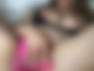 Live cam show with Thaloria2 - Tease on Camiplay Live