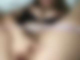 Thaloria2s Live-Sex-Cam-Show