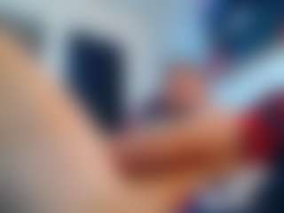 Live cam show with frezis19cm - British on liverealitysex.com