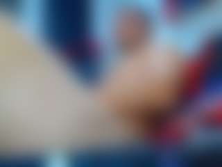 Live cam show with frezis19cm - Silver Fox on xfollow cams
