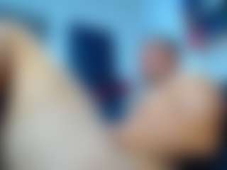 frezis19cm's Live Sex Cam Show