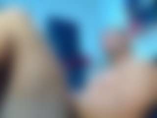 frezis19cm's Live Sex Cam Show
