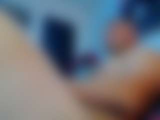 Live cam show with frezis19cm - Drinking on Dolls Live