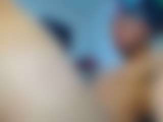 frezis19cm's Live Sex Cam Show