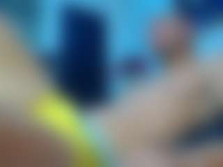 Live cam show with frezis19cm - Big Balls on wildcum.com