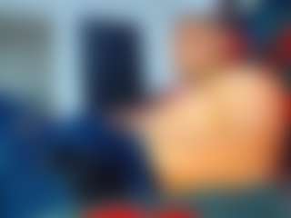 Live cam show with frezis19cm - Brown Eyes on Camsoda