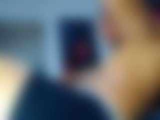Live cam show with frezis19cm - Bedroom on fapnchat