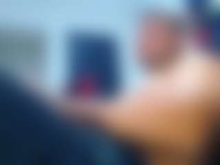 Live cam show with frezis19cm - Teen Boy 18 on Soda Cam
