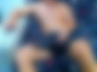 Live cam show with frezis19cm - Muscular on Camiplay Live