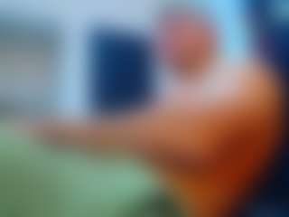 Live cam show with frezis19cm - Black Hair on Camsoda