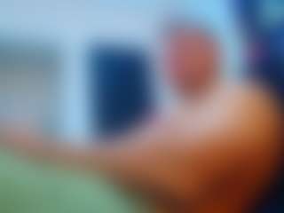 Live cam show with frezis19cm - Brown Eyes on Camsoda