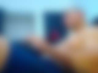 Live cam show with frezis19cm - Colombia on xfollow cams