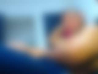 Live cam show with frezis19cm - Brown Eyes on Camsoda