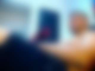 Live cam show with frezis19cm - Brown Eyes on WildCum