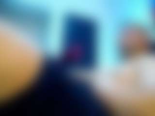 Live cam show with frezis19cm - Smoking on Camsoda